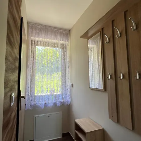 Gradzka Dolinka Apartment *